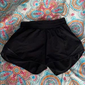 Lululemon Hotty Hot Shorts 4”